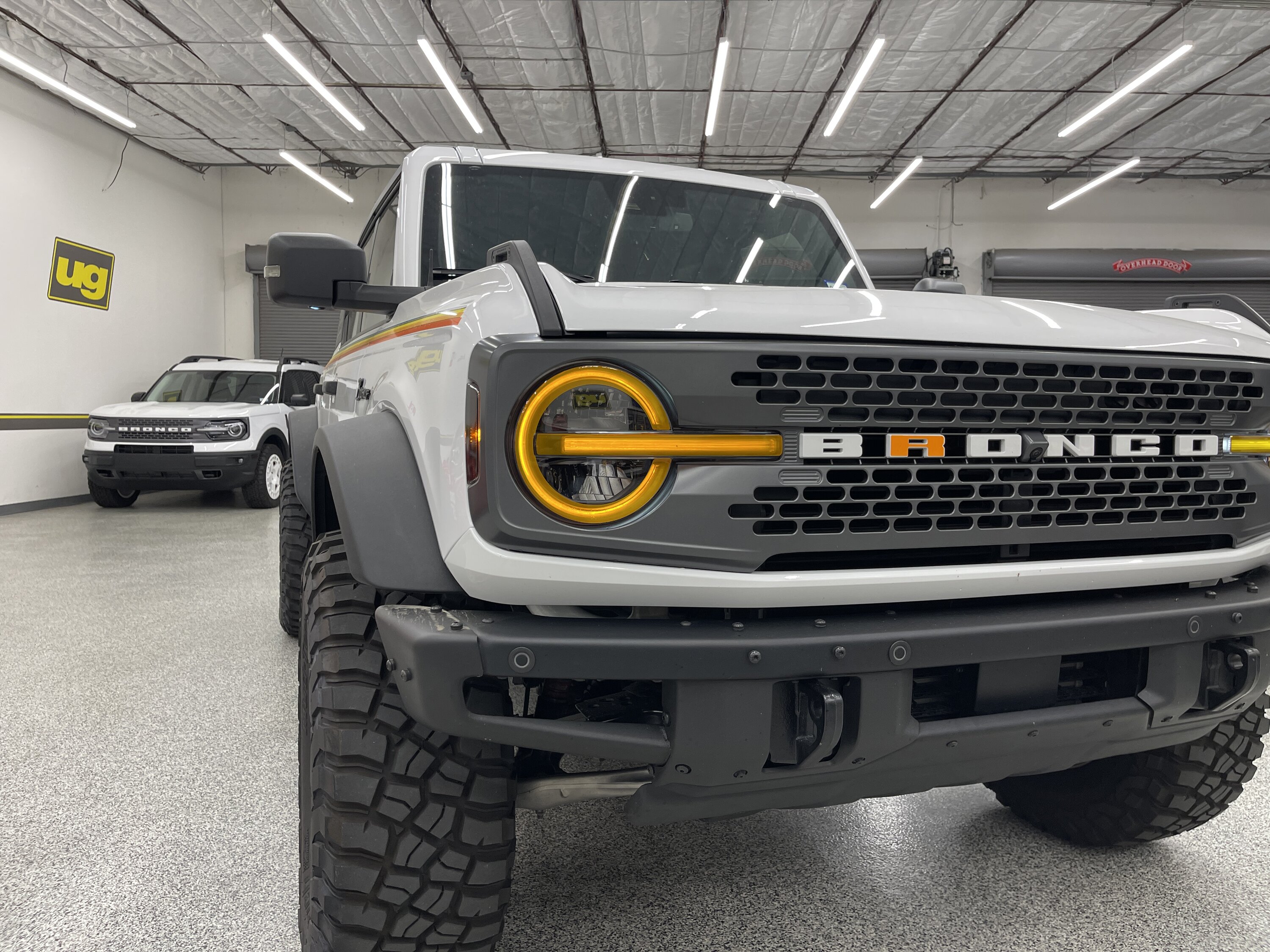 Ford Bronco 🆕 Bronco Raptor Look Headlights Lens Tint Full Orange On.JPG