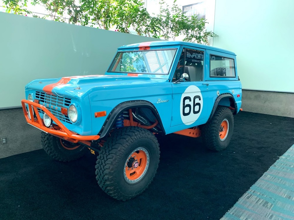 Ford Bronco CHALLENGE: GULF LIVERY BRONCO Gulf-Racing-Livery-Ford-Bronco-L.A.-Auto-Mobility-2019