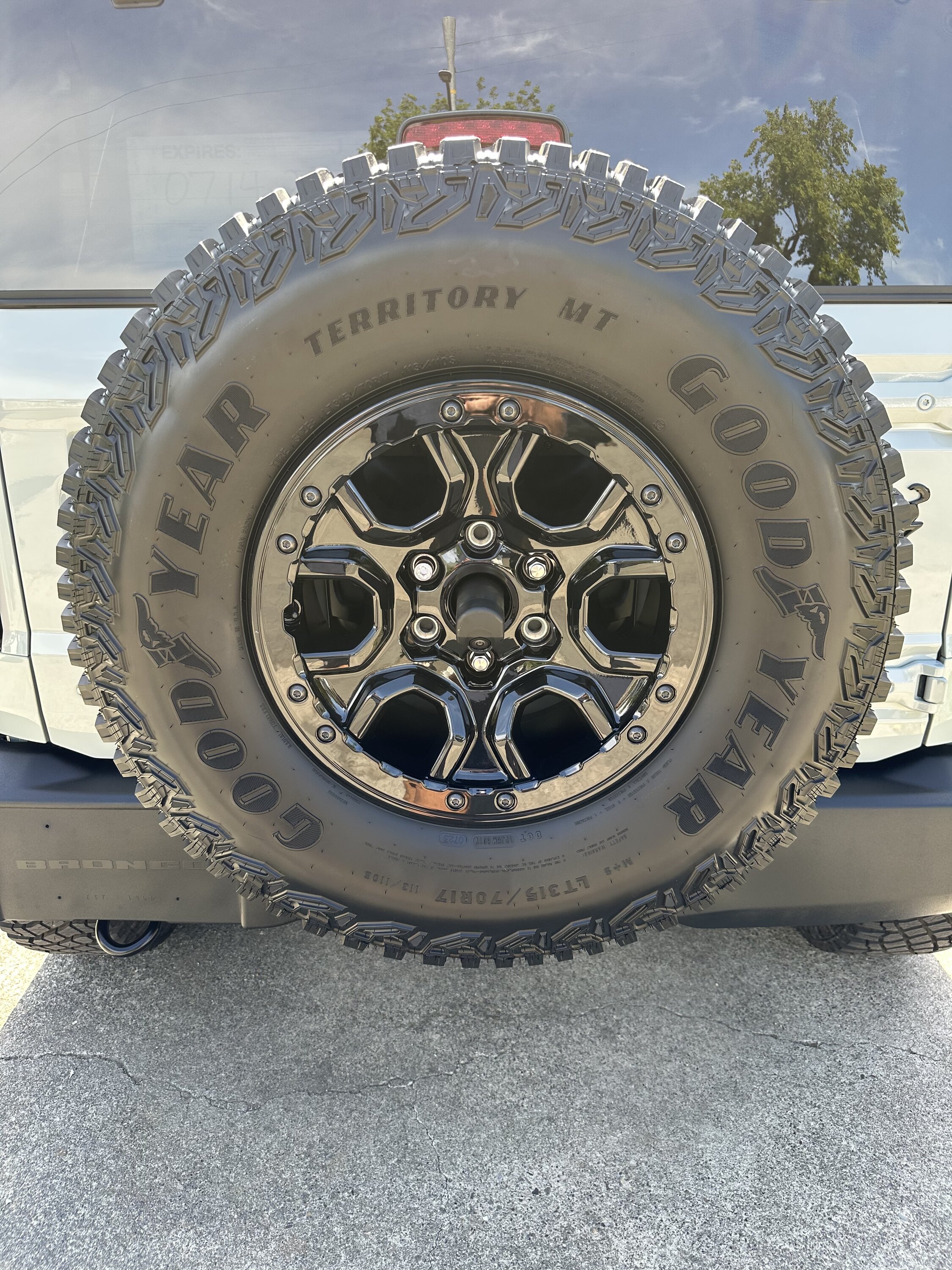 Ford Bronco 5 Wildtrak Wheels / Tires ~ Less than 300 miles ~ $1975 IMG_0427