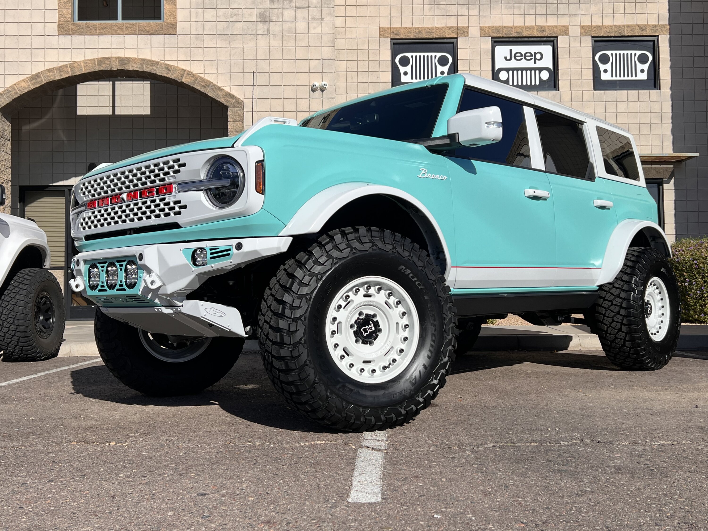 Ford Bronco Full color change: Tiffany paint on retro Bronco build by Doetsch Offroad IMG_0500