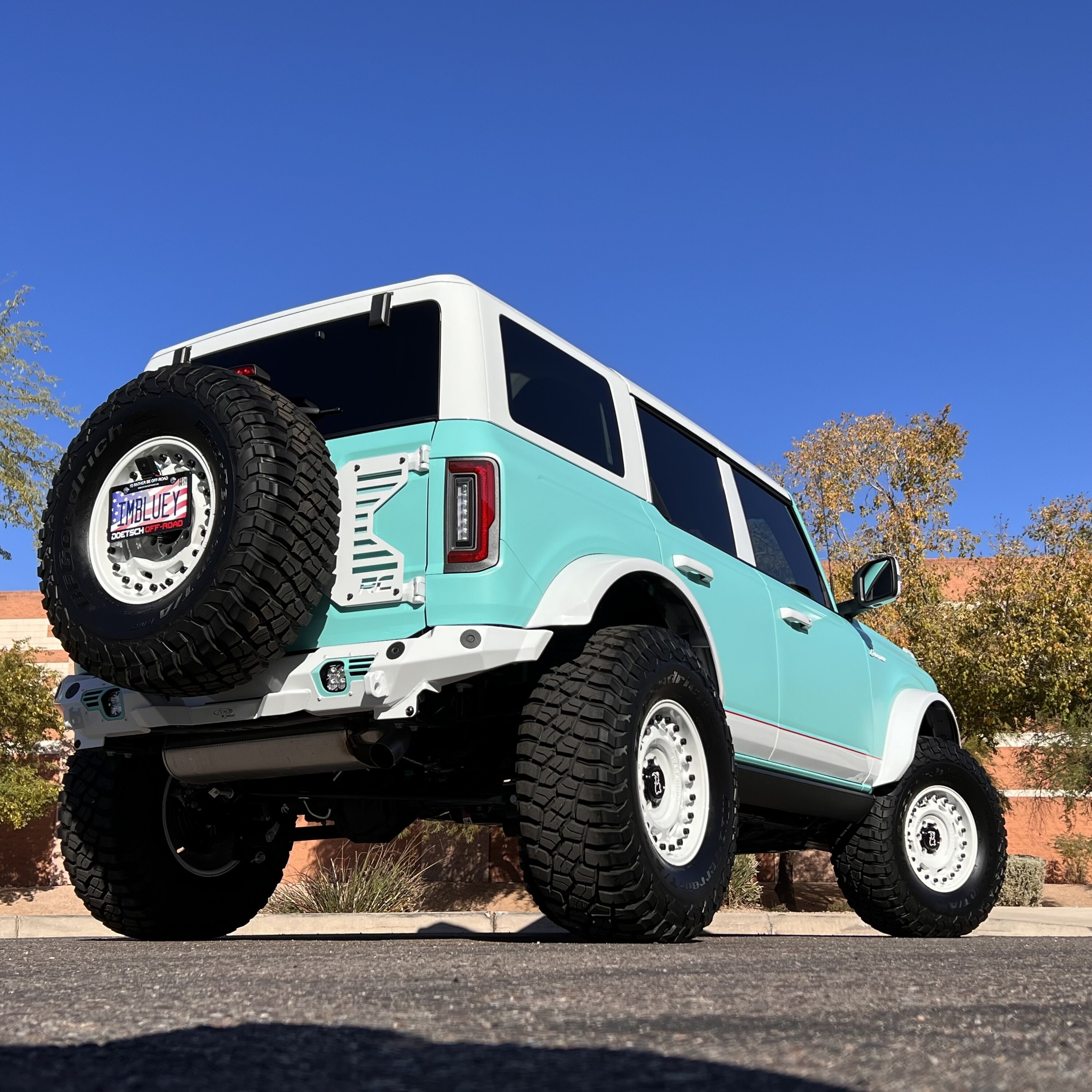 Ford Bronco Full color change: Tiffany paint on retro Bronco build by Doetsch Offroad IMG_0539