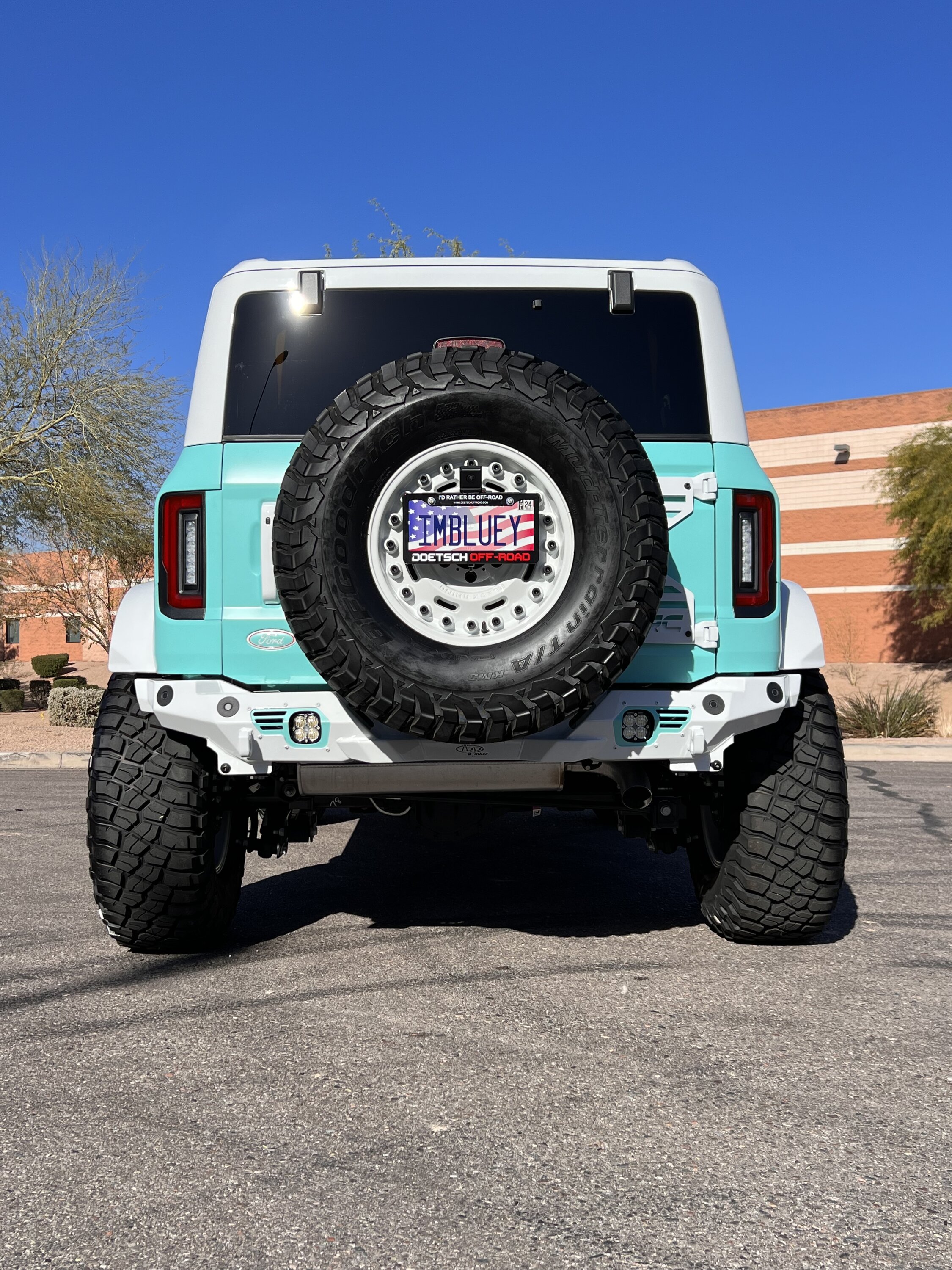 Ford Bronco Full color change: Tiffany paint on retro Bronco build by Doetsch Offroad IMG_0554