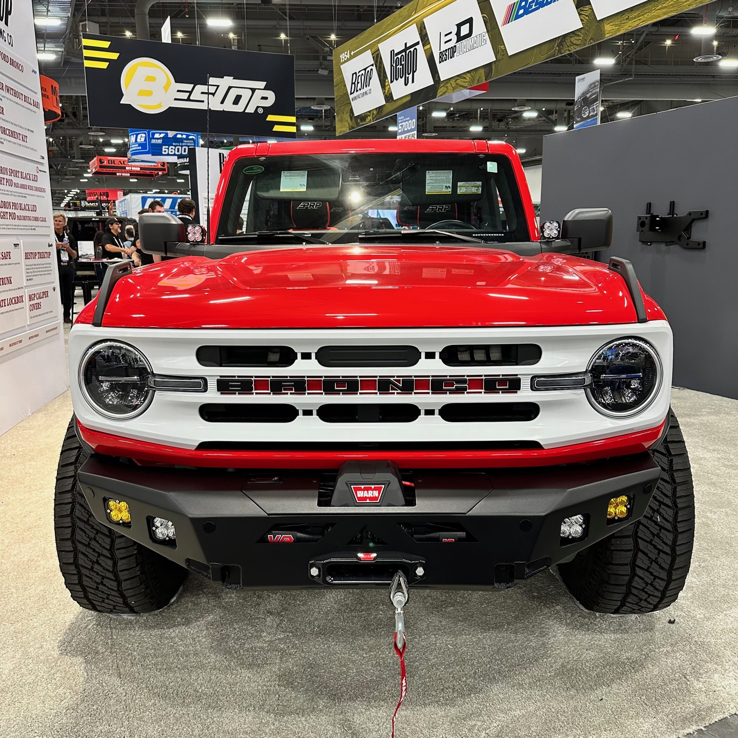 Ford Bronco 📸 Bestop 2-Door Bronco Build [SEMA 2022] IMG_0857