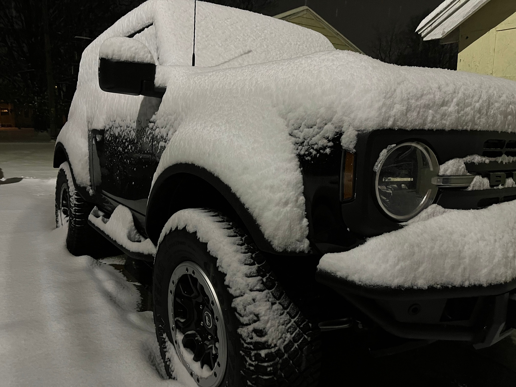 Ford Bronco ❄️❄️❄️❄️ Snow Day Saturday ❄️❄️❄️❄️❄️ IMG_2071.JPG