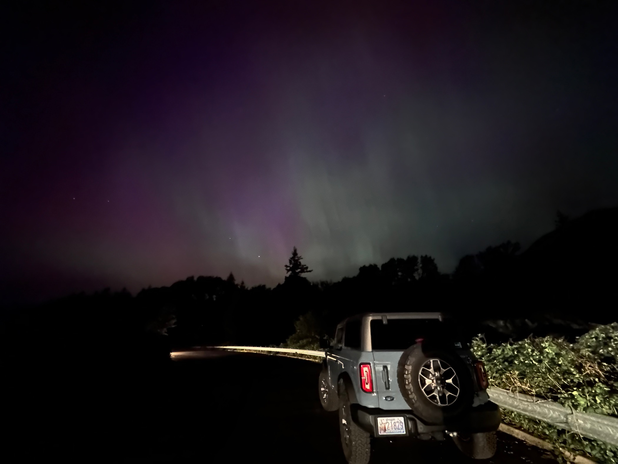 Ford Bronco This is what I've been waiting for! 🤯 Northern Lights + My Wrapped Bronco IMG_3188
