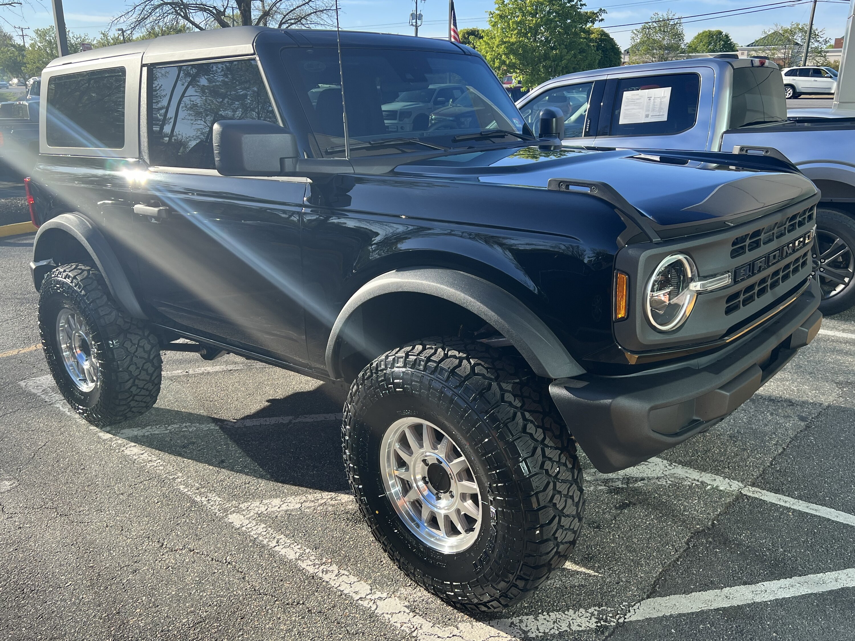 Ford Bronco Before & After (stock 2dr Base vs. 3.5” lift + 37’s). What a difference! IMG_3615