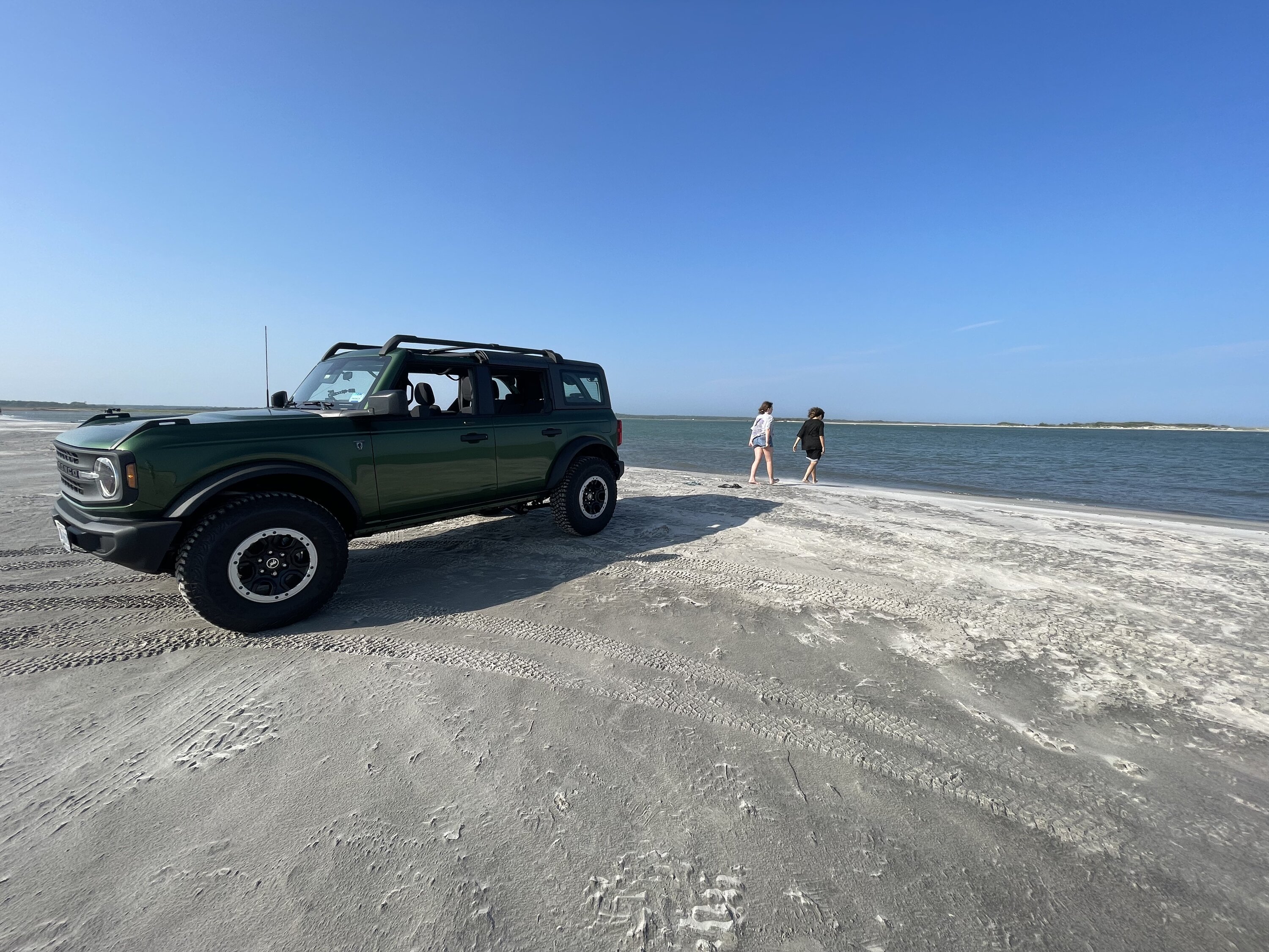Ford Bronco Let’s see those Beach pics! IMG_4029