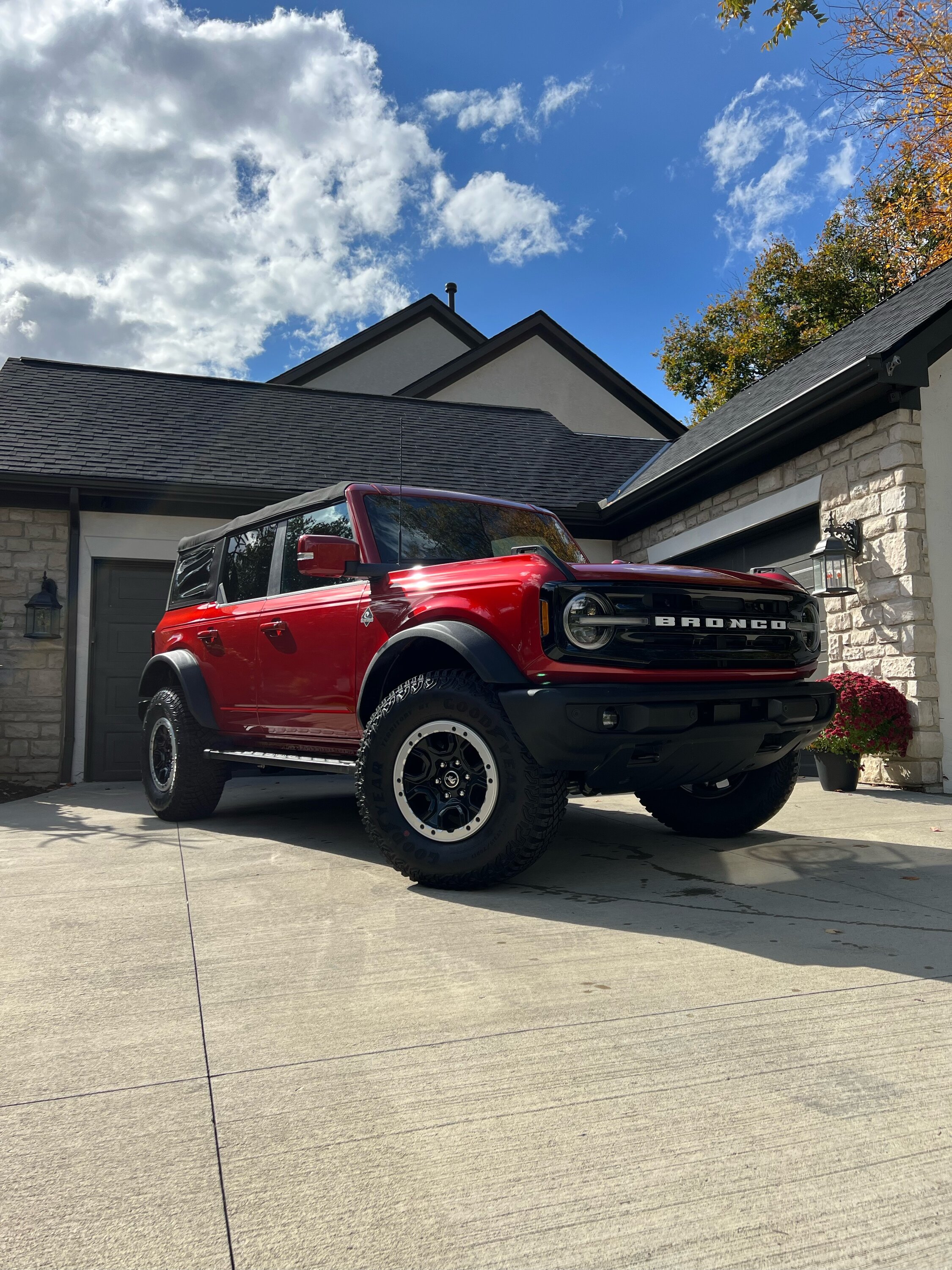 Ford Bronco HOT PEPPER RED Bronco Club Fireball Delivery