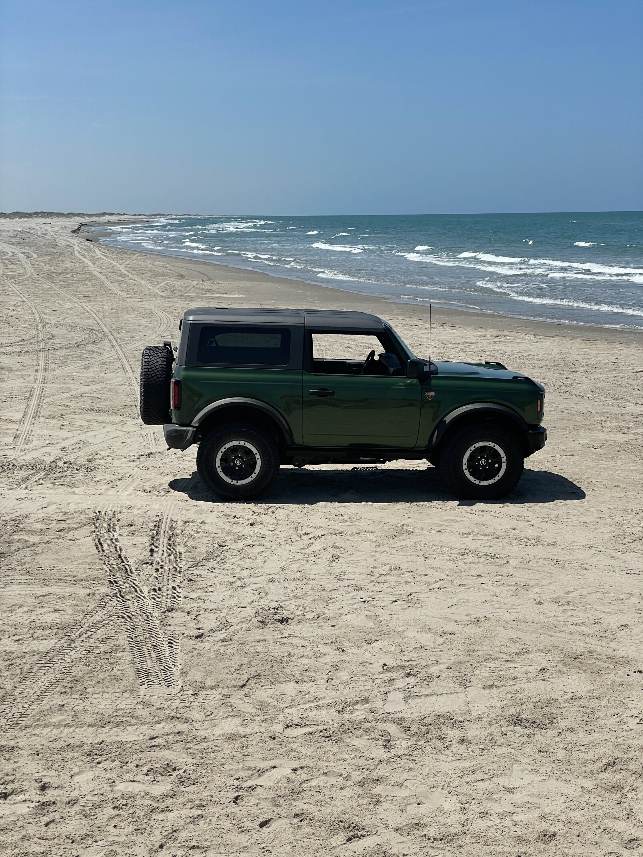 Ford Bronco Beachsquatch! Cruising the sand for the first time IMG_5604