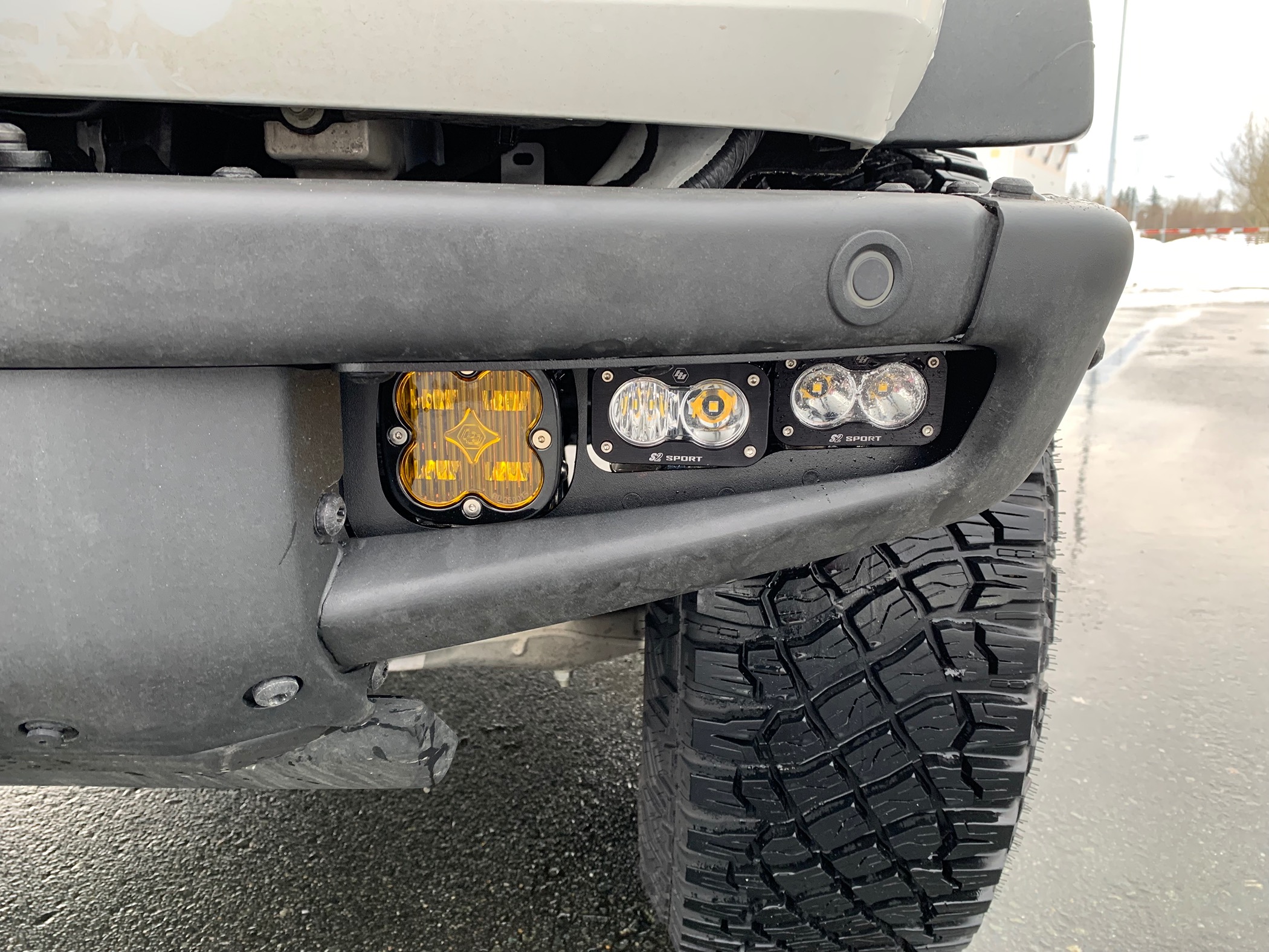 Ford Bronco Baja designs pro triple fog light advice for modular bumper IMG_8928