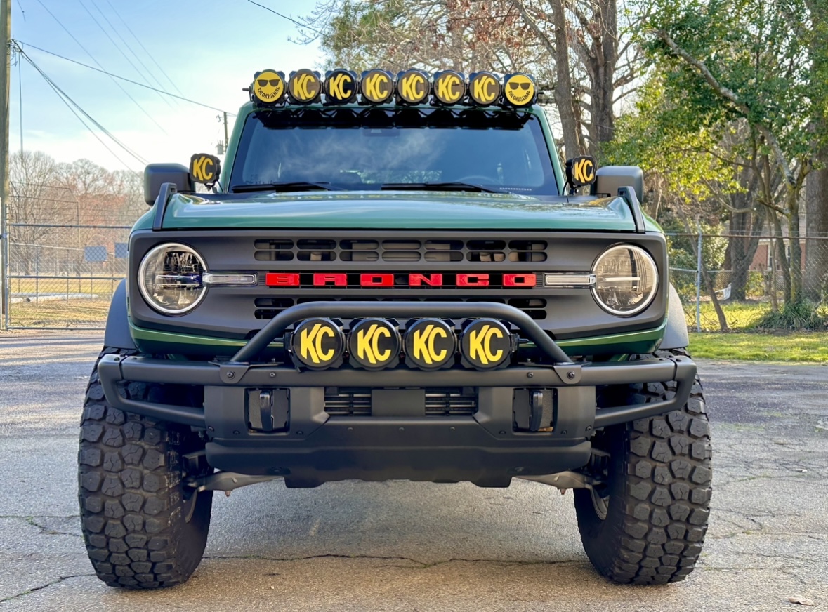 Ford Bronco Anyone running 2 lights on the front bumper? 1711473379785-mx