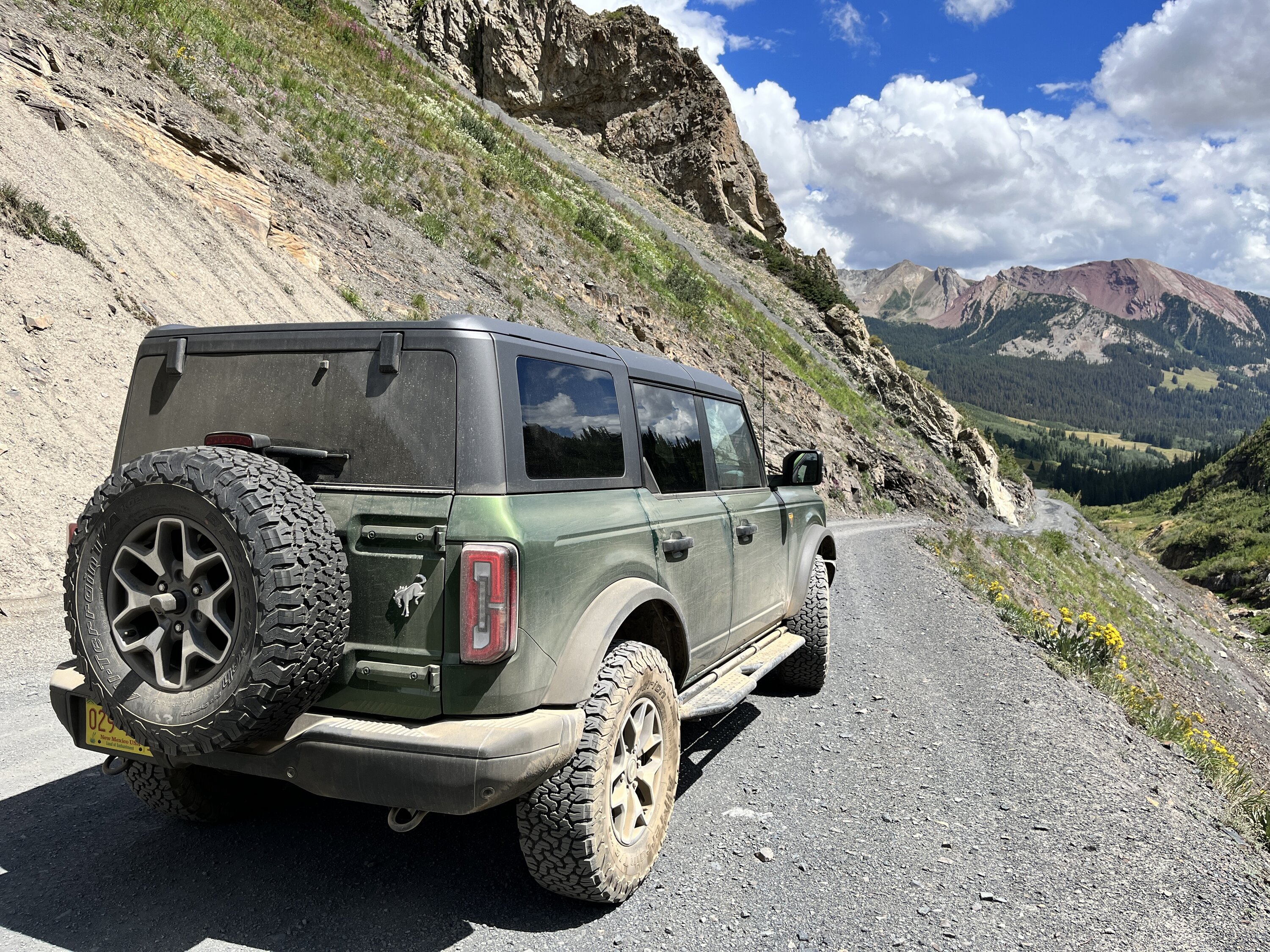 Ford Bronco Cinnamon Pass and Crested Butte with Eruption Green 7MT Badlands IMG_9366