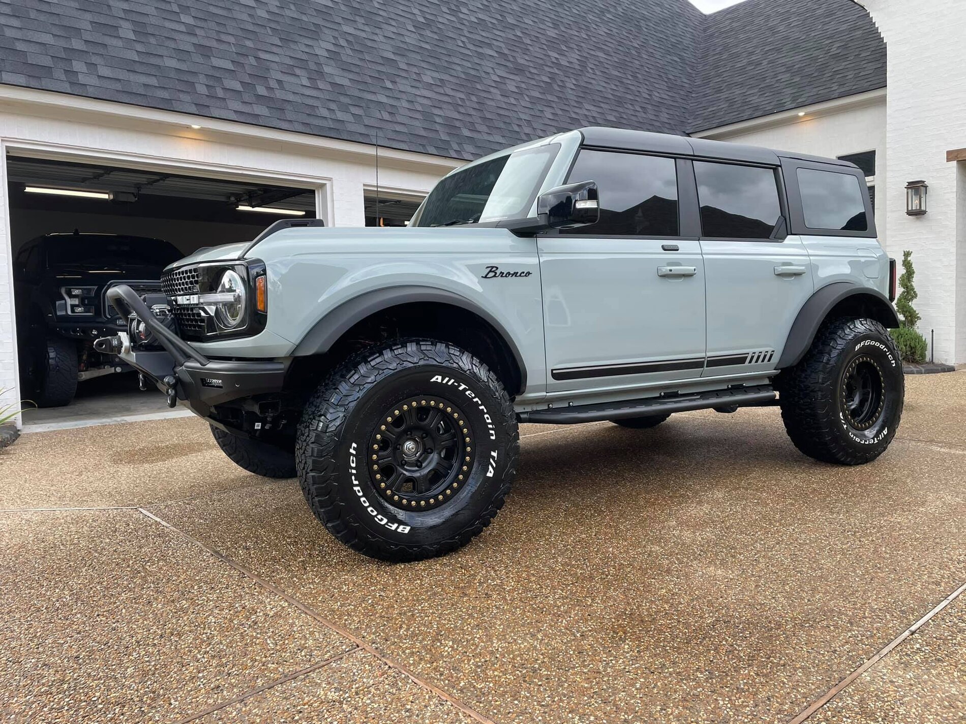 Modified Bronco First Edition Cactus Gray build by 4WP 3.jpg