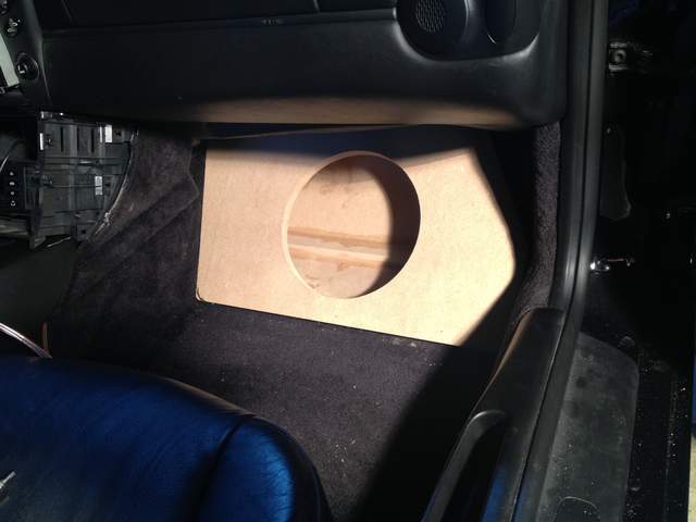 Ford Bronco Footwell Subwoofer? Photo+Mar+25+6+36+23+PM1397591378