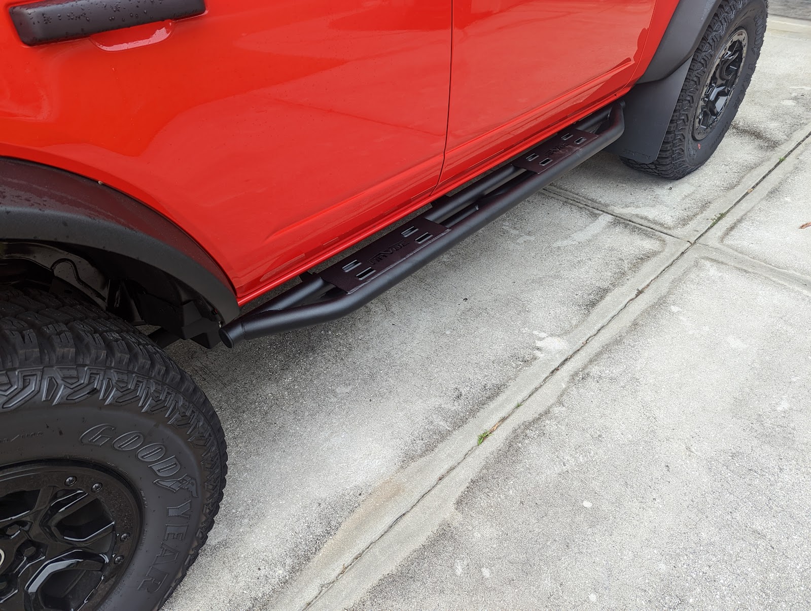 Ford Bronco Mudflap and side step combinations for 4-door? PXL_20221027_131001835