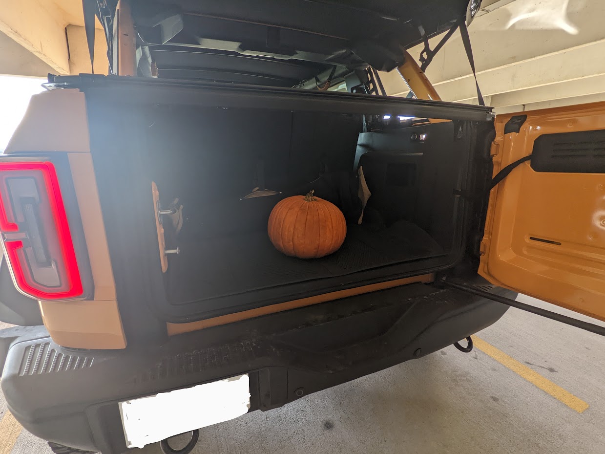 Ford Bronco Ford Bronco Halloween Edition Thread!!! 🎃👻💀 PXL_20221027_215549844.MP_2