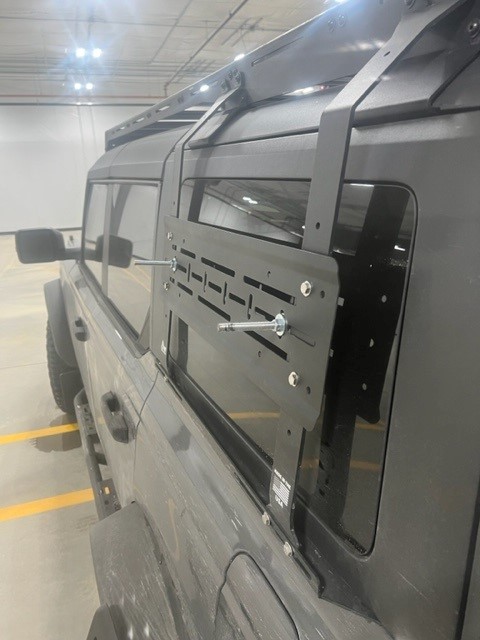 Ford Bronco Recovery boards mounted on Pak Rax r4