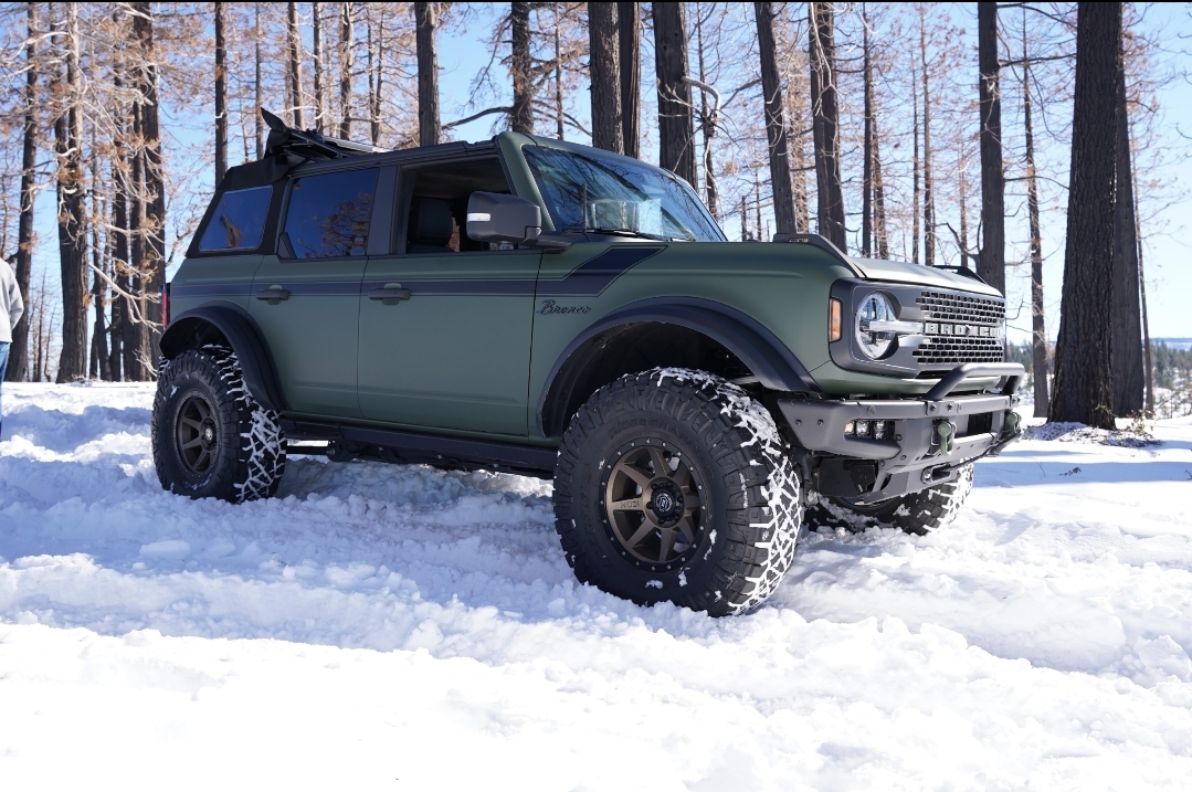 Ford Bronco Show us your Bronco snow pics!! ☃️❄️🥶 Screenshot_20221120_102102_Photos