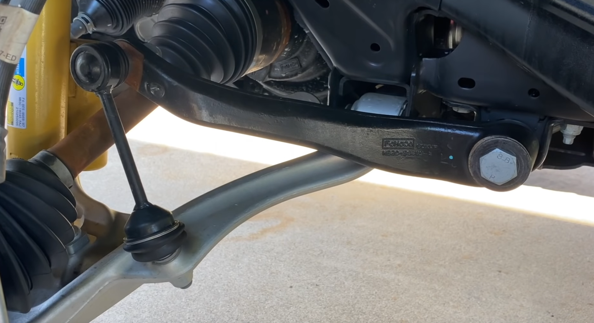 First Look Aftermarket Bronco Sway Bar Quick Disconnects Bronco6G