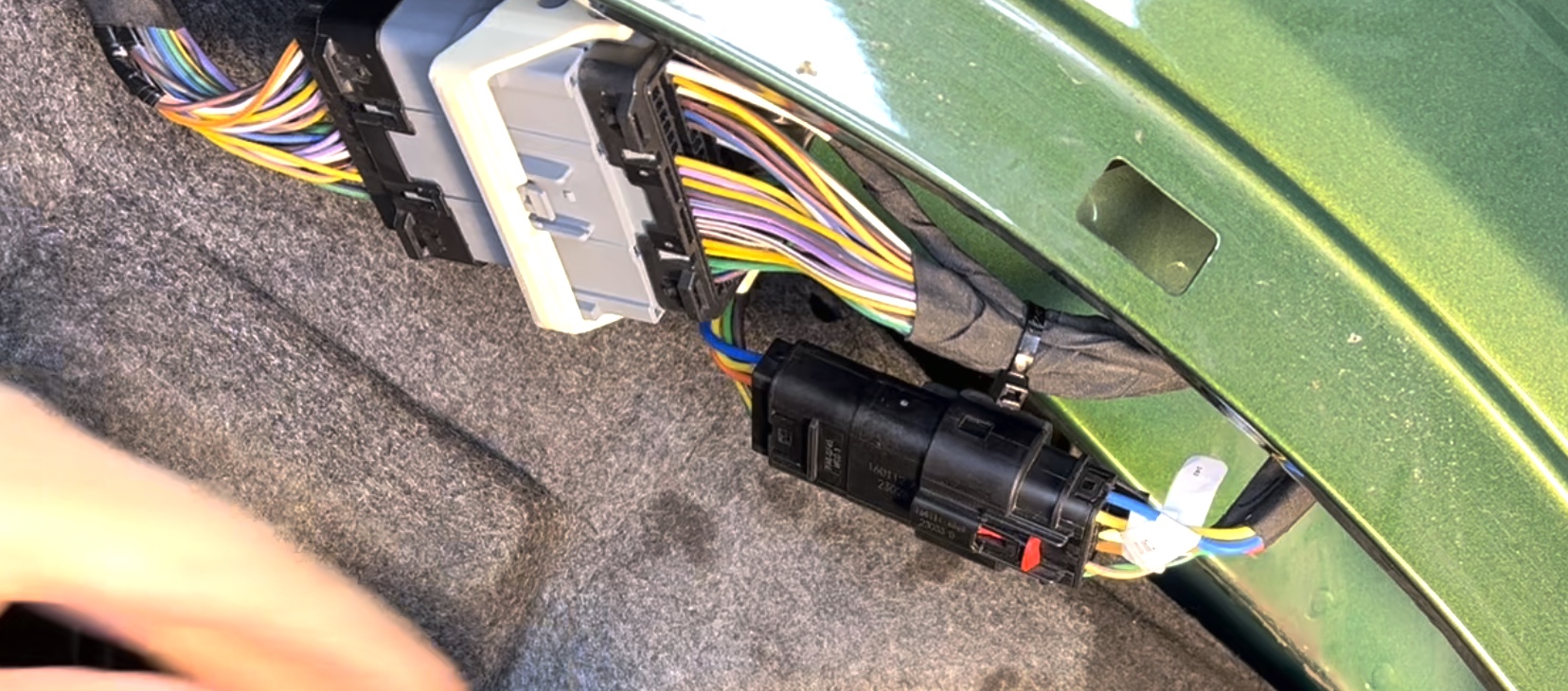 Ford Bronco Adding a 7 pin factory wiring harness TowHarnessConnectors