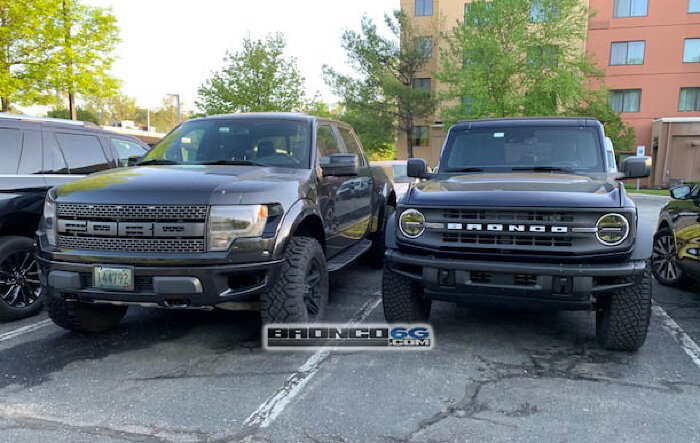 2 Broncos spotted in Lincoln, RI this morning. Size comparison to F-150 Raptor