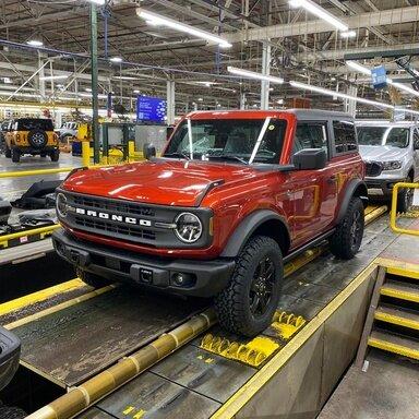 Anyone considering the new Hot Pepper Red? | Bronco6G - 2021+ Ford ...