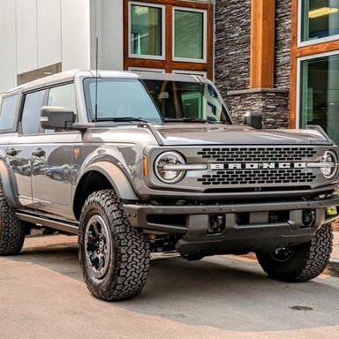 anyone seen a KC pro6 light bar with the roof rack? | Bronco6G - 2021 ...