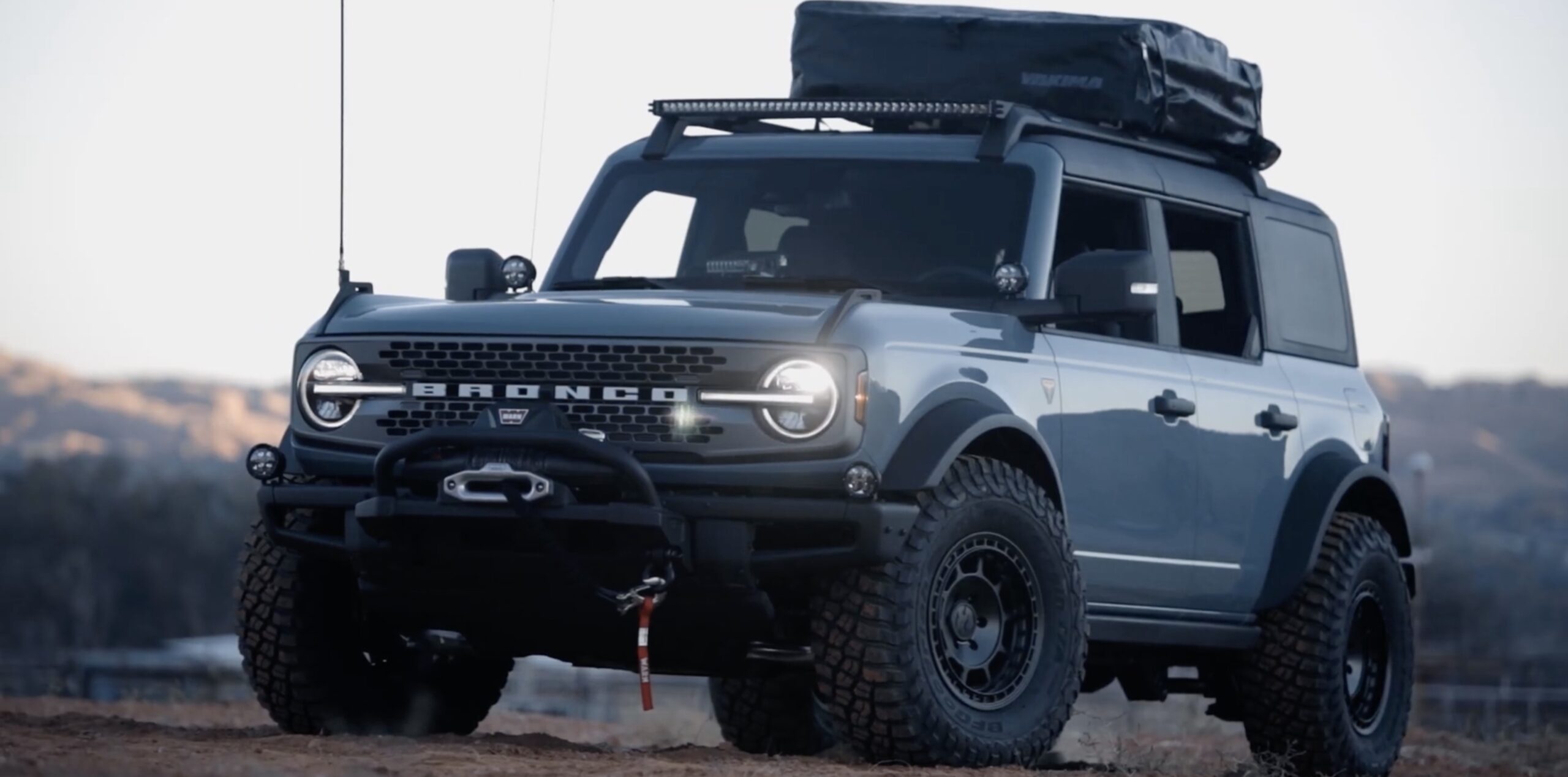 Hands On Walkaround Review of the Bronco Overland Badlands With