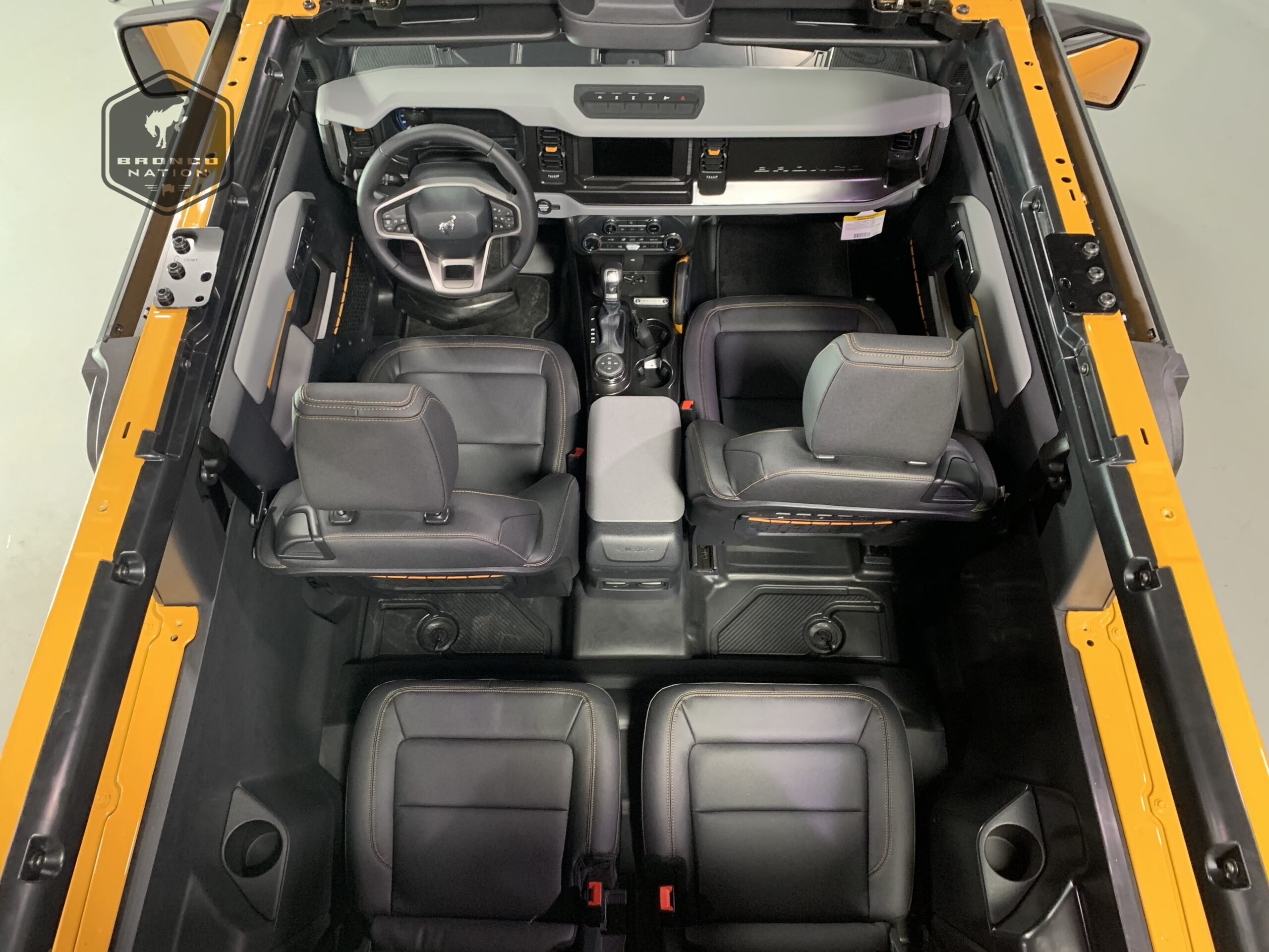 Open air view on Bronco 2 Door with top removed | Bronco6G - 2021+ Ford ...