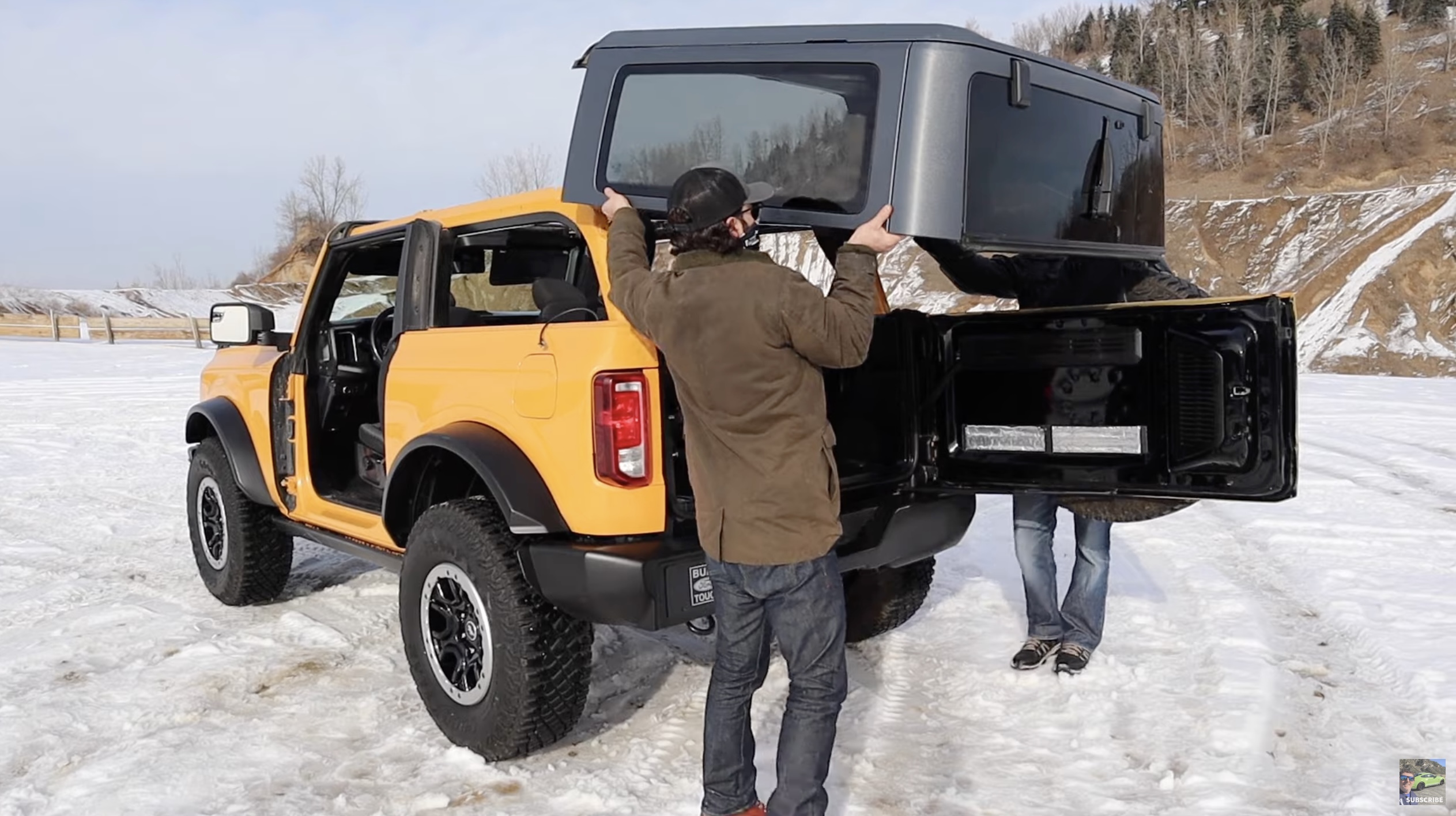 New Video Removing Top Doors On 21 Bronco 2 Door Bronco6g 21 Ford Bronco Forum News Blog Owners Community