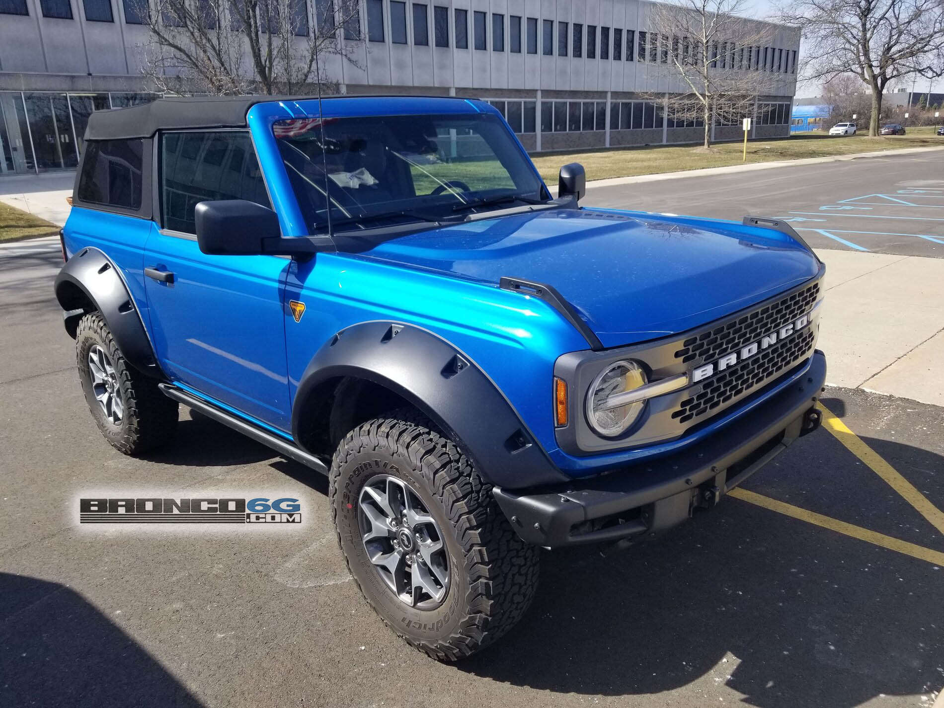 2DR Velocity Blue Badlands with Bushwacker pocket fender flares