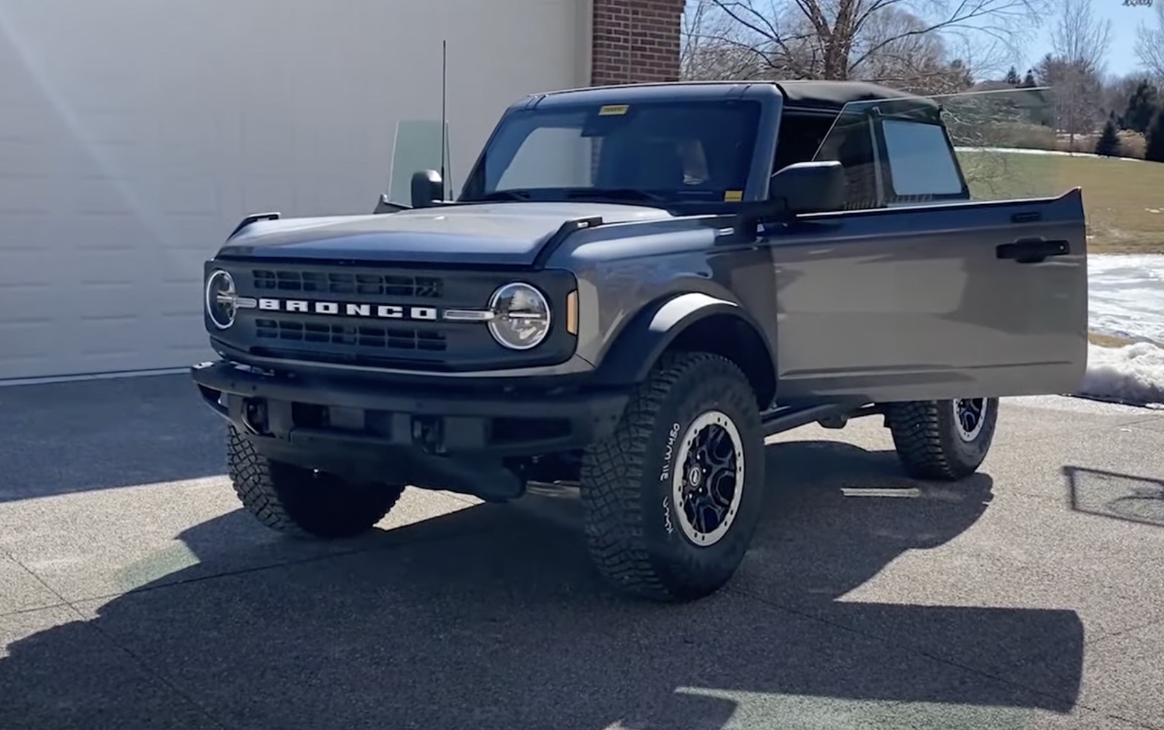 Ford Bronco Black Diamond 2 Door