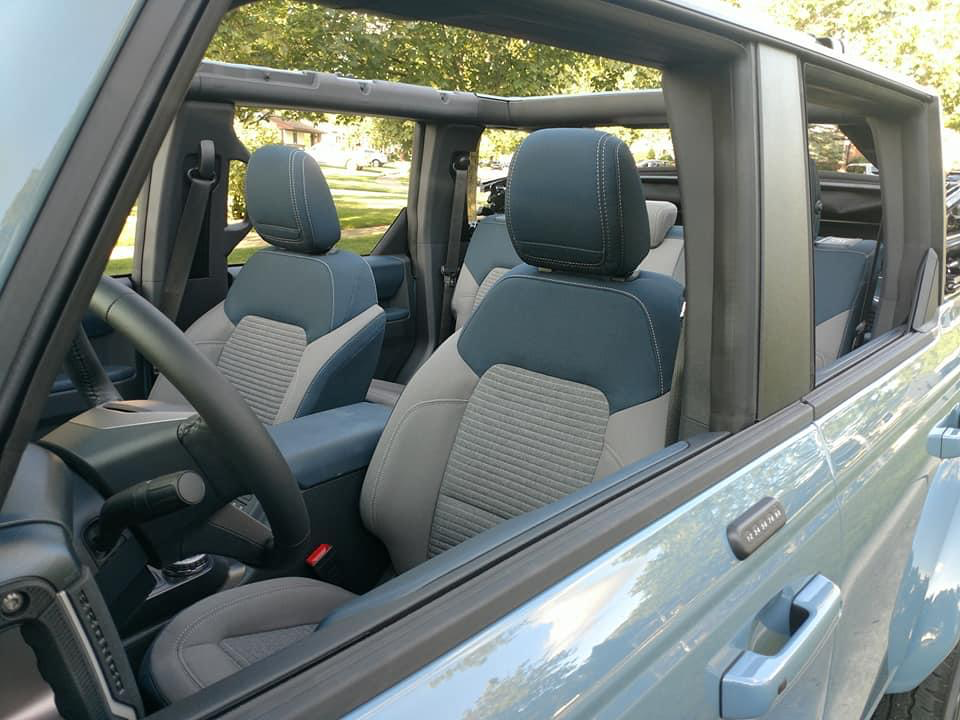 Photos Outer Banks Navy Cloth Interior Bronco6G 2021+ Ford Bronco