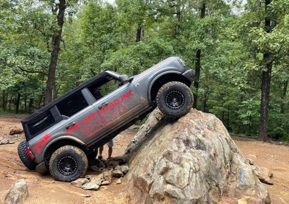 Video & Pics: Big Bend Bronco offroading in Uwharrie NC by FBK Off-Road