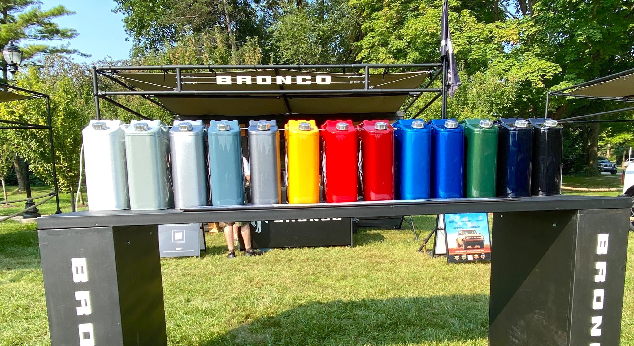 2021-2022-bronco-colors-lineup-gas-can-examples-page-4-bronco6g