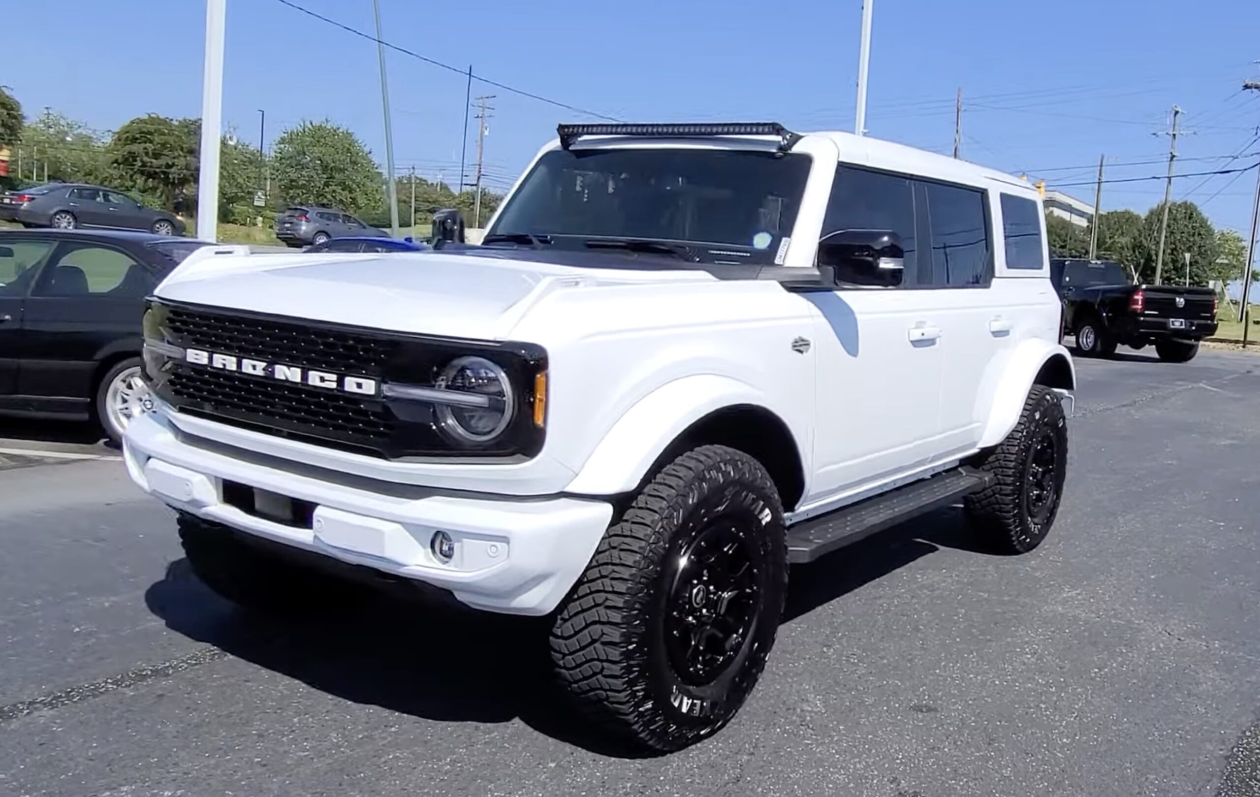 Video White Wildtrak with white painted hardtop and painted bumpers Page 4 Bronco6G 2021