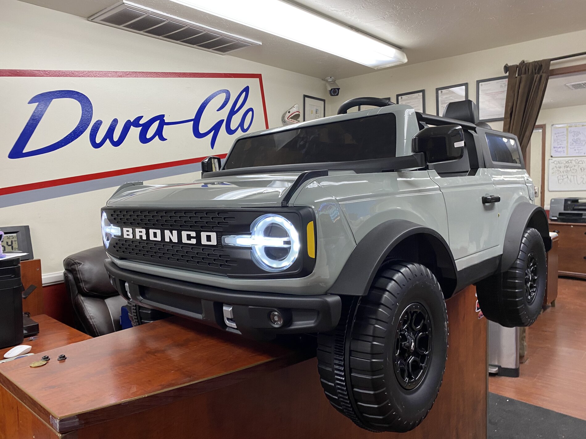 Power wheels ford bronco online