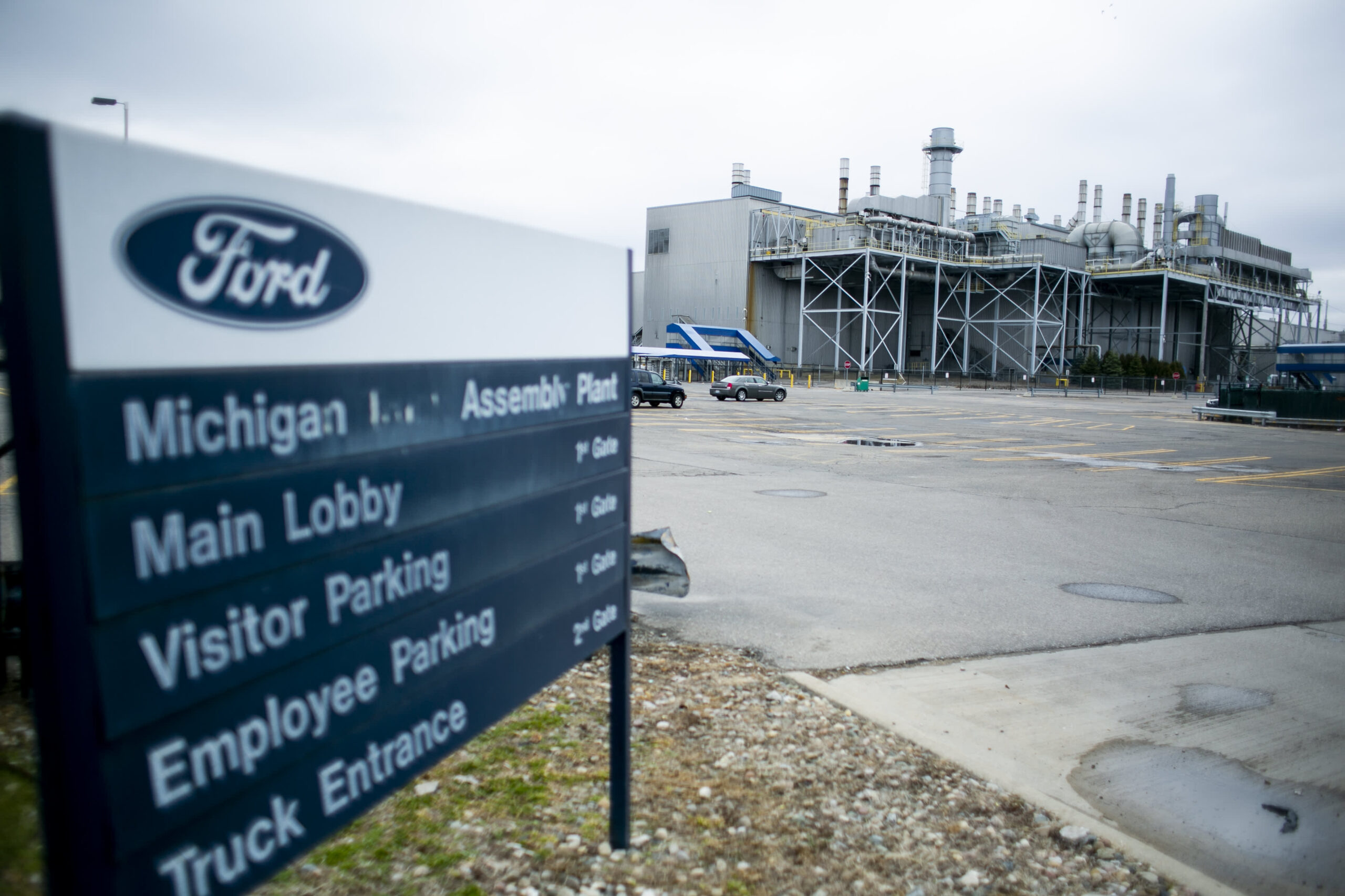 Ford Announces More Production Shutdowns at 8 Plants Due to Chip