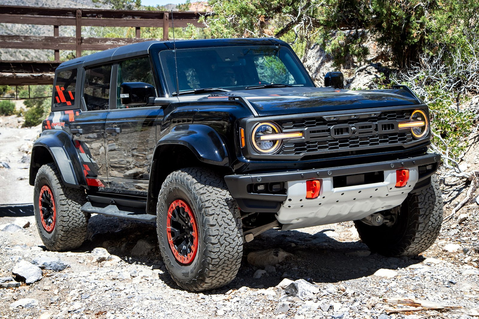 2021 Ford Bronco racks up over 150,000 reservations in 2 weeks - CNET