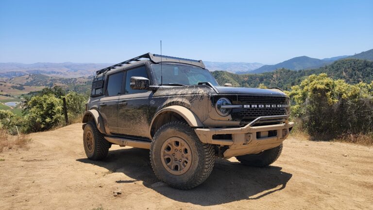 Badlands takes on Joshua Tree National Park  Bronco6G - 2021+ Ford Bronco  & Bronco Raptor Forum, News, Blog & Owners Community