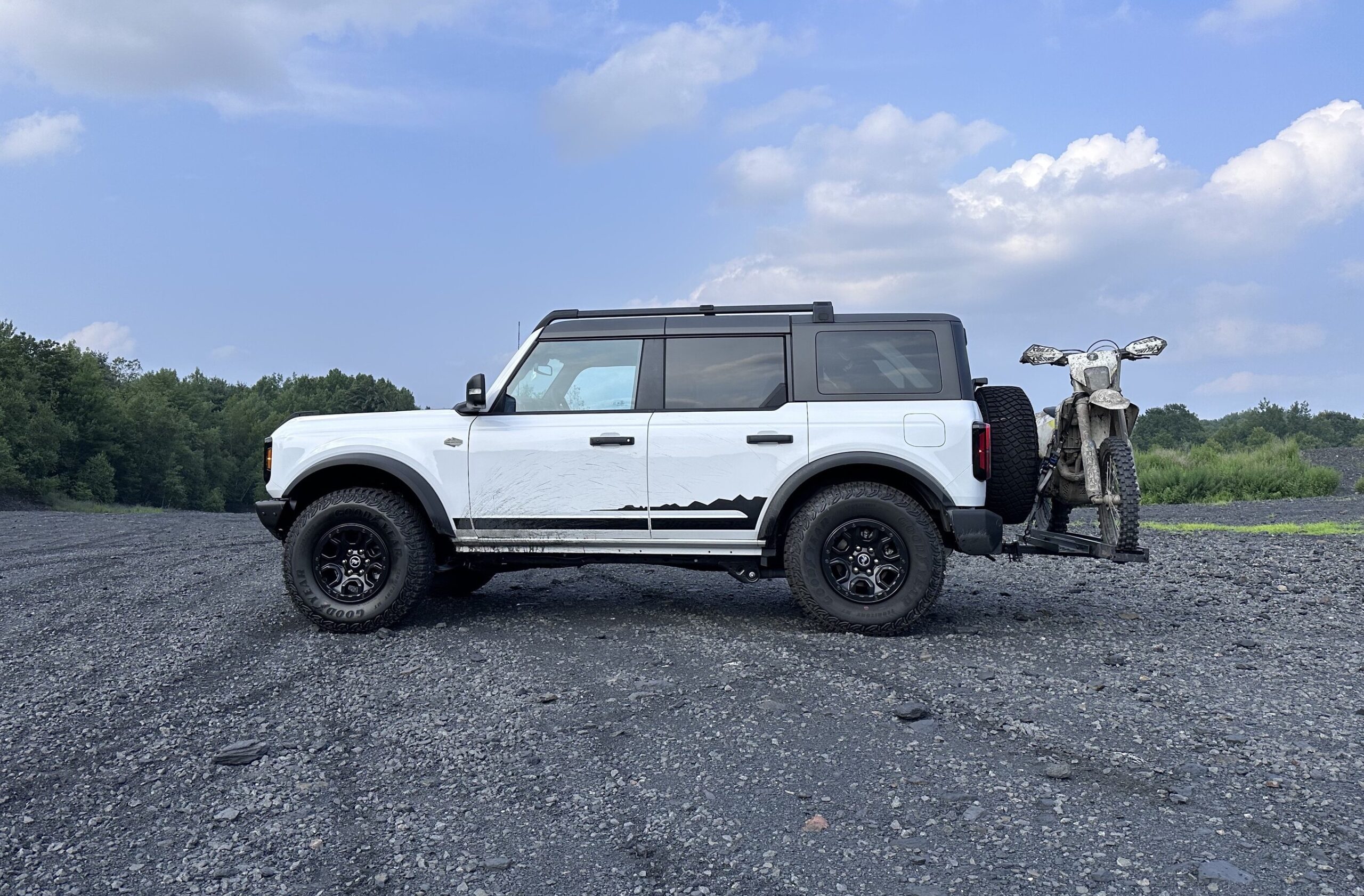 Bronco Club 2nd Gen T-Shirt - No Roads No Problem