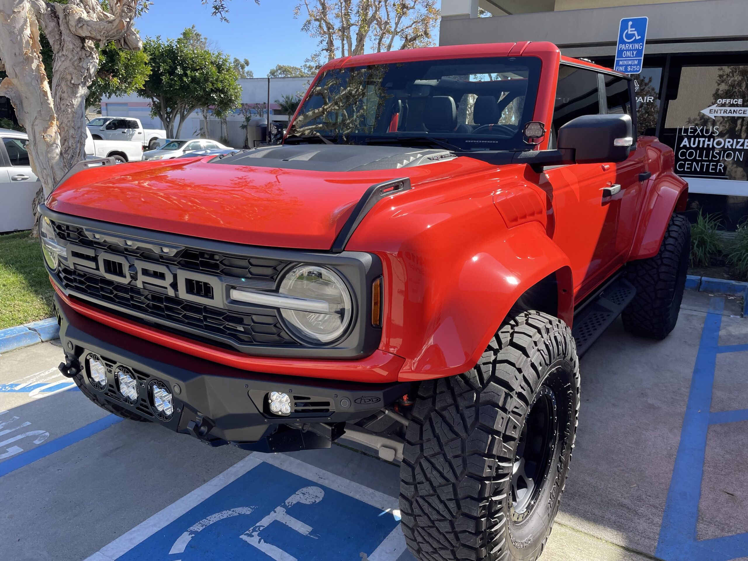 Advanced Fiberglass Fenders Installed On Bronco Raptor Bronco G Ford Bronco