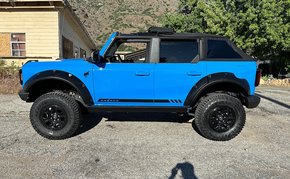 Bushwacker Flares Installed On Custom Paint Grabber Blue Bronco 